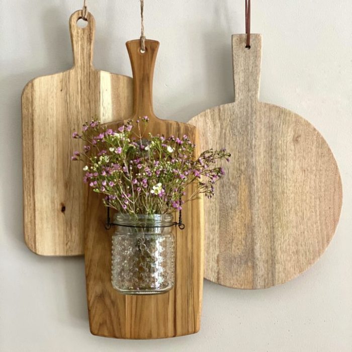 Kitchen cutting board decor