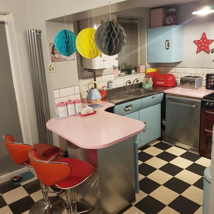 50's style kitchen decor