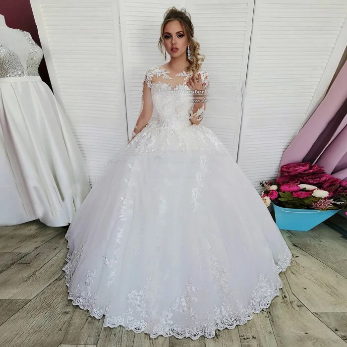 Ball gown wedding dresses with sweetheart neckline