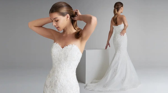 Corset back lace wedding dress